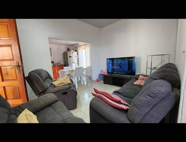 4 BEDROOM HOUSE FOR SALE IN BONELA